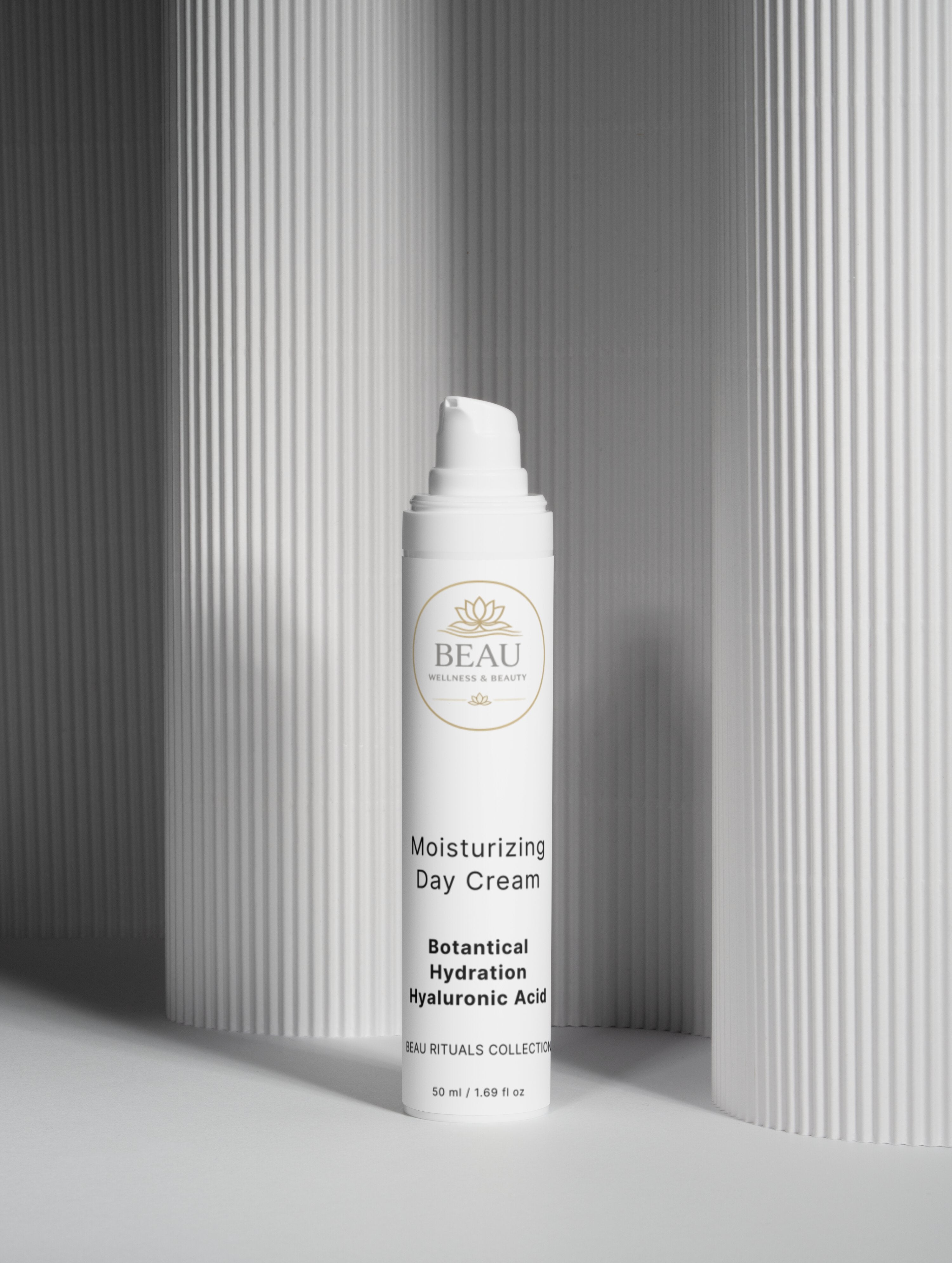 Beau Wellness & Beauty Moisturizing Day Cream  with hyaluronic acid bottle from the Beau Rituals Collection